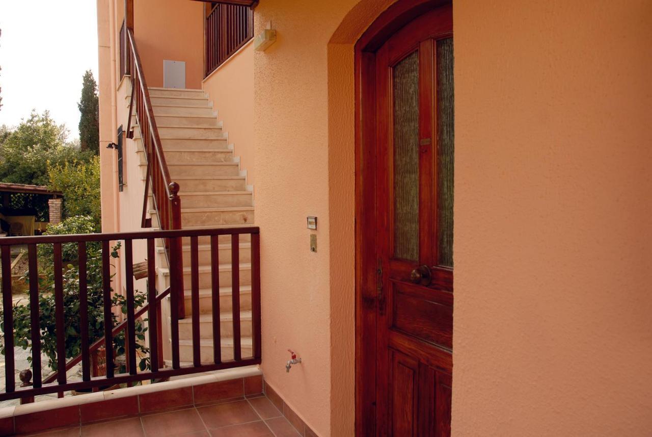 Corfu Club Apartments Gouviá Exterior foto